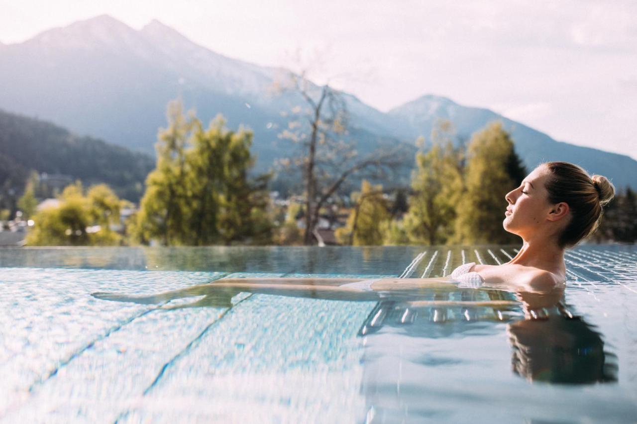 Alpin Resort Sacher Seefeld in Tirol Buitenkant foto